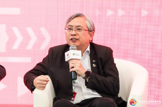 鼎红金投 马来西亚拉曼大学校长尤芳达:大学要培养学生的成长型思维